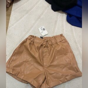 Faux cuir camel shirt Sz. Small